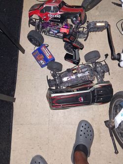 Traxxas Rc cars and battery and charger