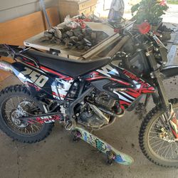 2023 dual sport 250