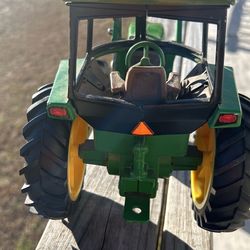 John Deere Die Cast Metal Collectible Toy