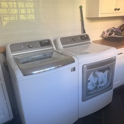 LG he Direct Drive Washer and LG Sensor Dry Dryer 