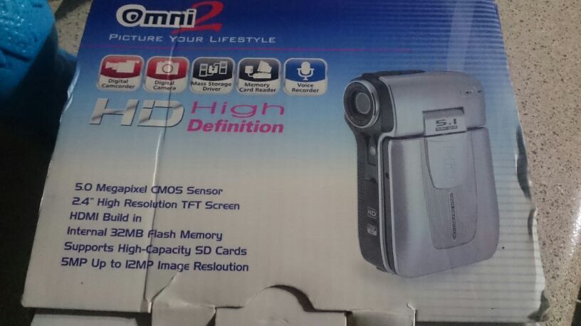 Omni 2 HD digital camera 5.0 MP video camcorder