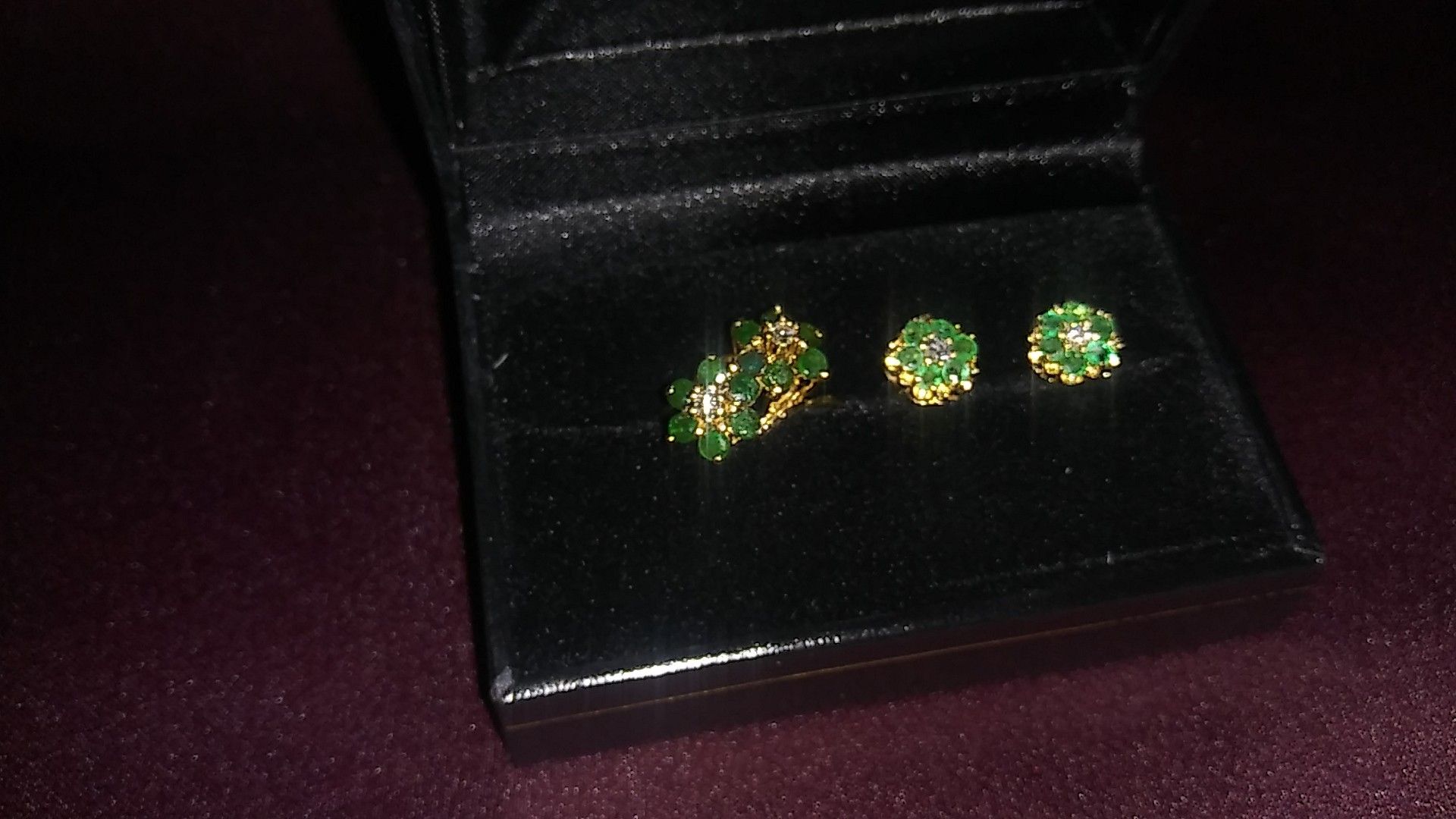 Emerald and Diamond set