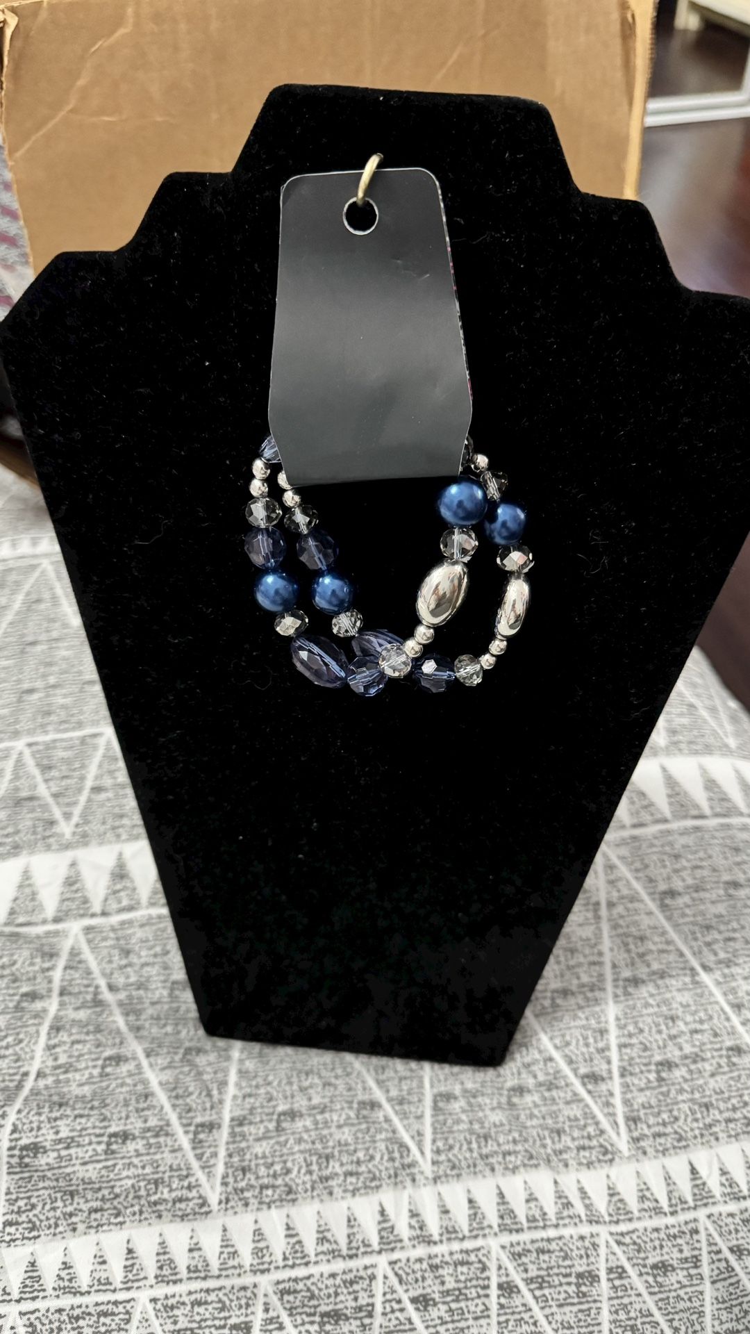 Downtown Dazzle - Blue Bracelet X2