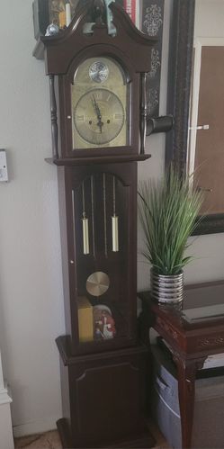 Grandfather clock