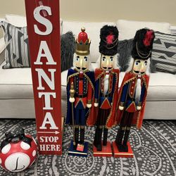 3 Nut Cracker Wooden Statues, Santa Sign & Bulb