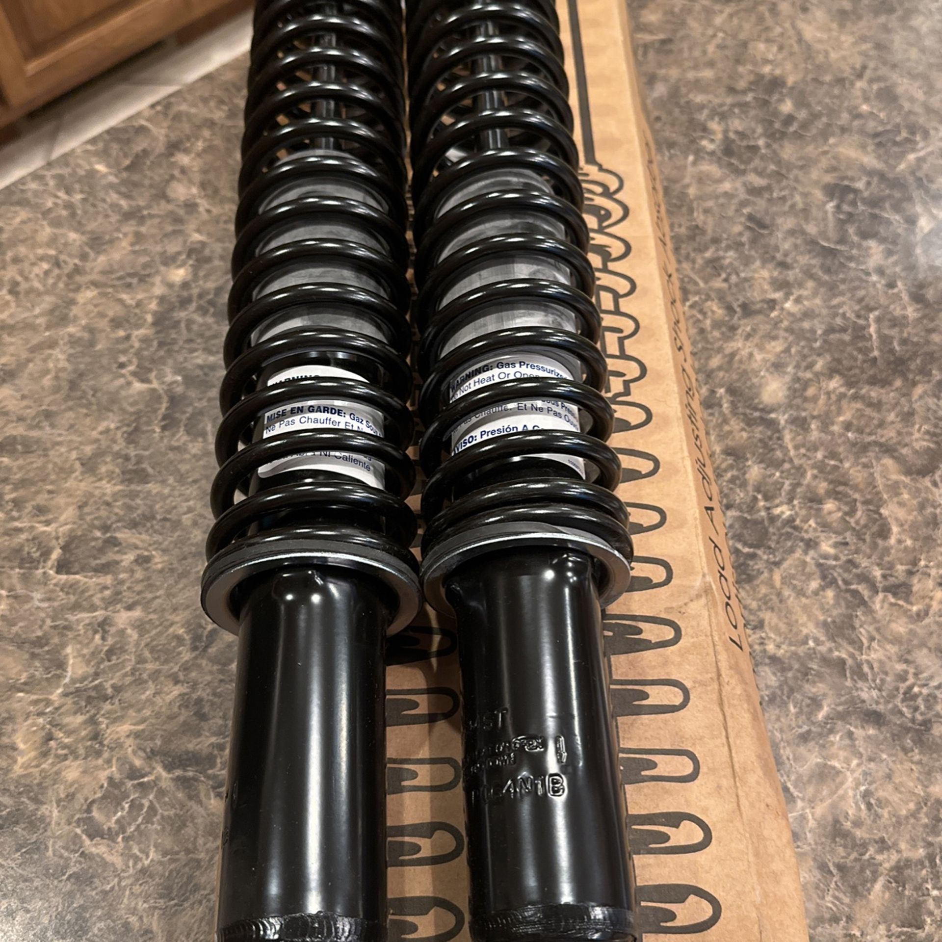 Load Adjusting Shock Absorbers