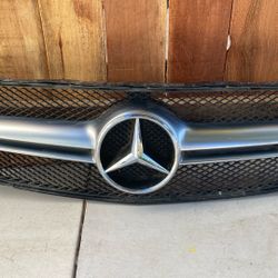 2015-2017 Mercedes GLA front bumper grille  A1(contact info removed)60 OEM