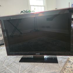 46 in Samsung LCD TV