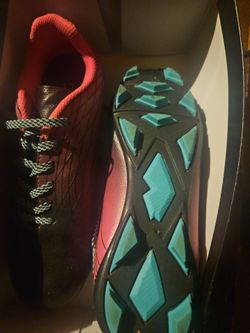 Free firl cleats