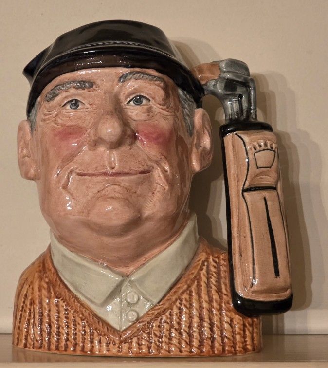 LARGE Royal Doulton "The Golfer"