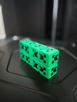 Minecraft cube fidget