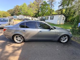 2004 BMW 545i
