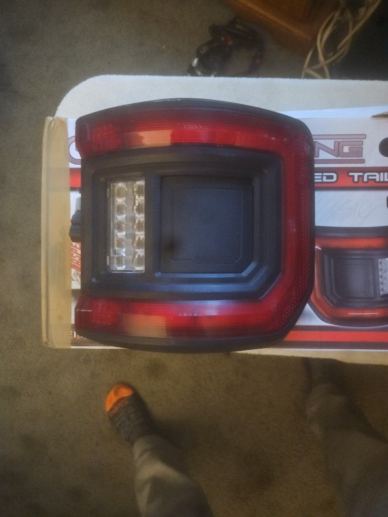 Got 2 Brake Lights S10