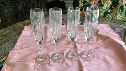 Mikasa wine glasses Uptown (4)