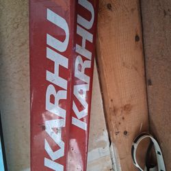 Karhu Cross Country Skiis
