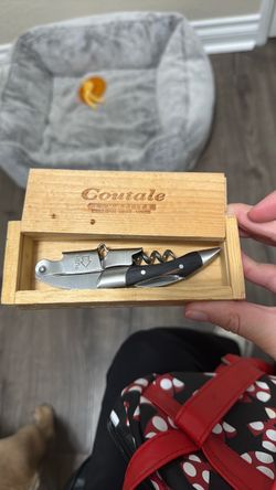 Coutale Sommalier Wine Opener and Wooden Holder