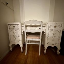 Vintage French Provincial Vanity / Desk & Chair– Shabby Chic Charm 