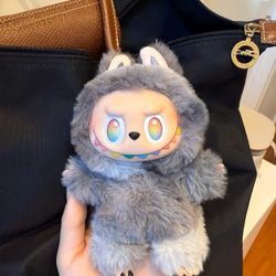 Labubu 3.0 hidden version is now a very popular collectible