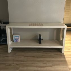 Entry Table And Ladder Shelf Set 