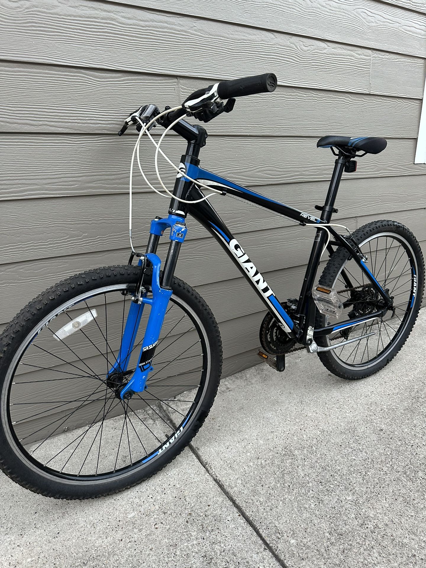 Aluminum Bike 🚲 GAGANT Sz 26