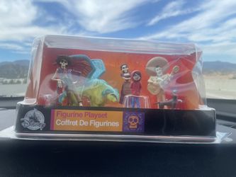 Coco Figurine playset