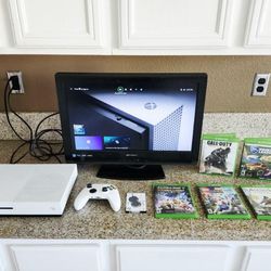 Excellent Condition XBOX ONE S Super Set!!