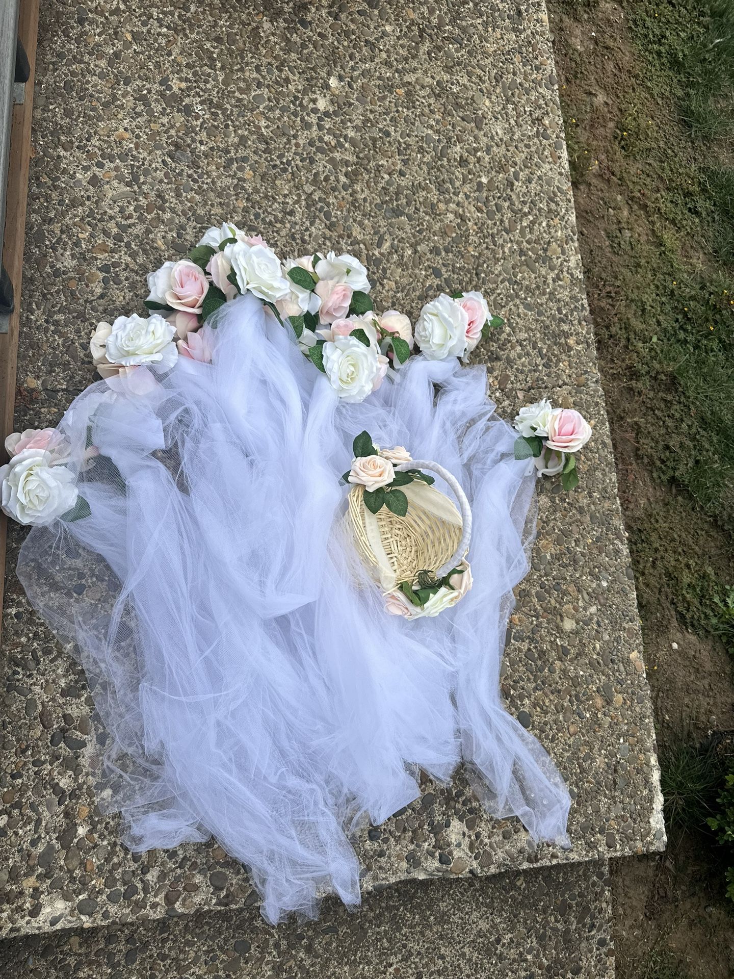 Free Wedding Pew Decorating 