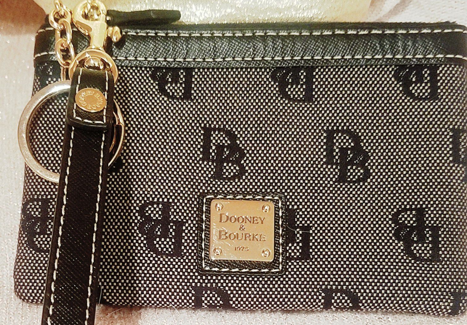 Dooney & Bourke small wristlet wallet
