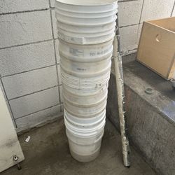 Free Buckets
