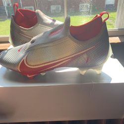 Nike Vapor Edge Elite 360 Flyknit  Cleats Silver And Red  Size 10.5