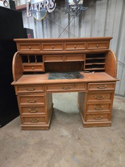 SOLID WOOD ROLL TOP DESK