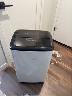 Portable air conditioner