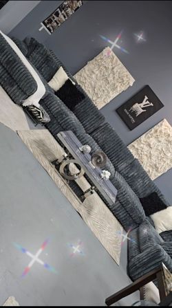 ✨️XL Sectional Sofas✨️ Furniture Queen Bedrooms, Dining Avail