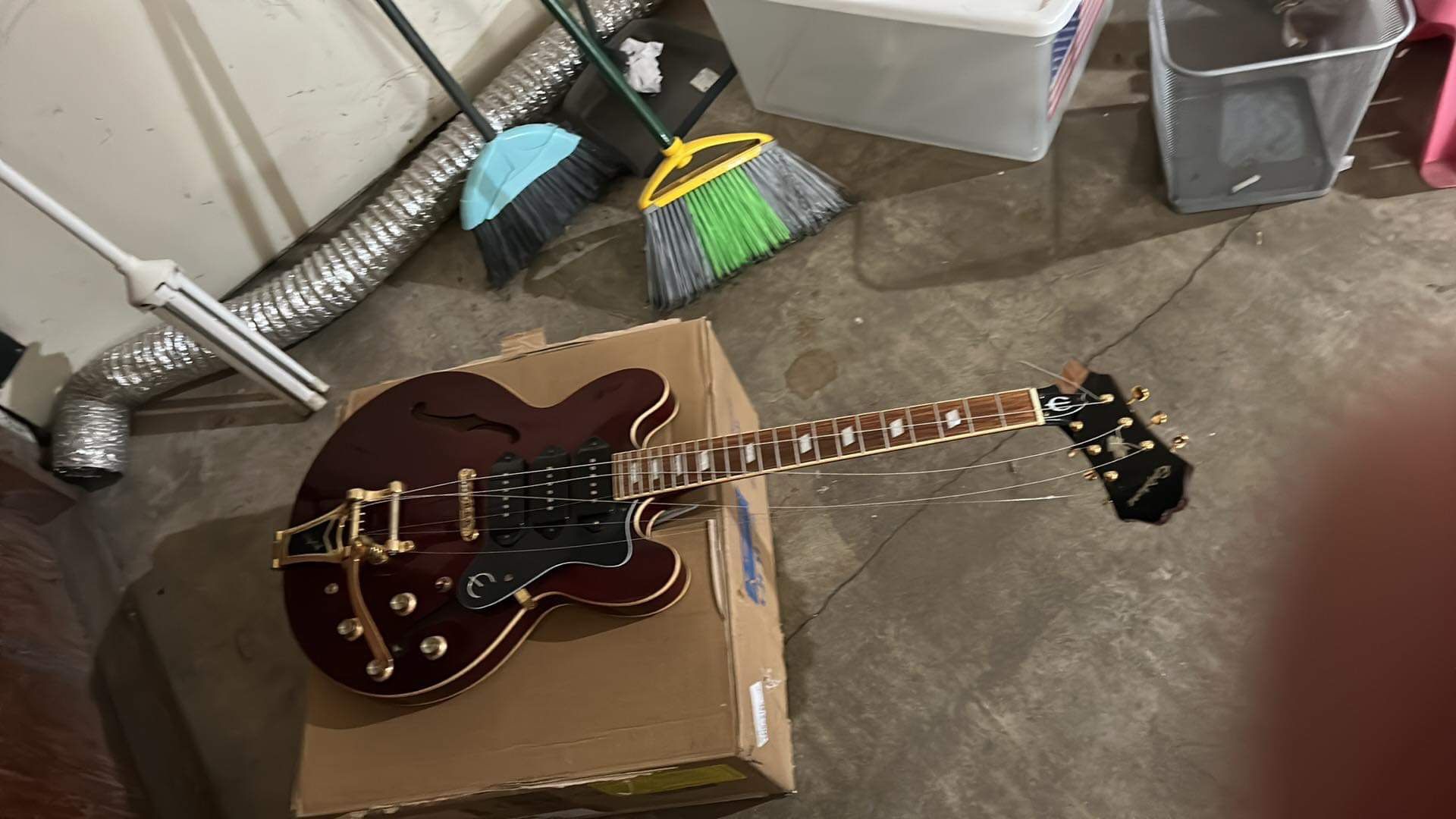 Epiphone Riviera For Parts for Sale in Irwindale, CA OfferUp