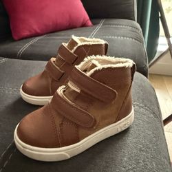 Uggs 7c