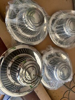 Rally hubcaps