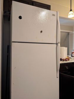 Roper refrigerator