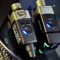 XVIVE U3 wireless microphone system