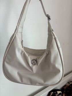 Lululemon purse