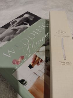 Wedding Planner & Lennox True Love Cake Knife