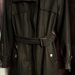 Kenneth Cole Women’s  Wool Blend  Coat Size 8 