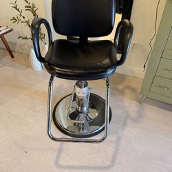 All purpose Salon Styling Chair