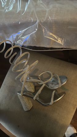 Heels size 7.5