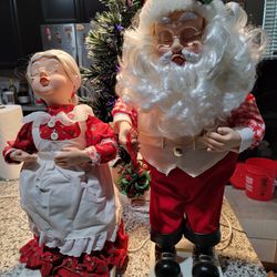 Vintage Telco Mommy Kissing Santa Clause Motionettes