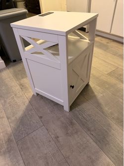 Cabinet night stand