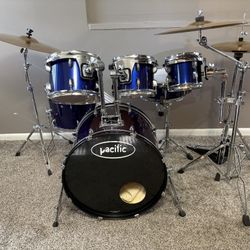 Complete PACIFIC/ZILDJIAN Drum Set