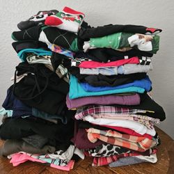 Woman's Clothing (Tops)