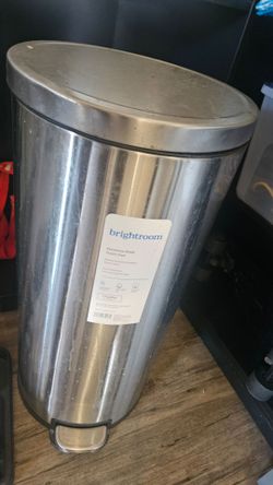 Stainless steel trash can