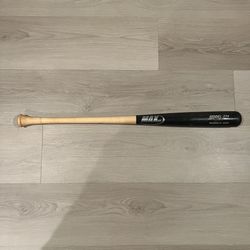 34 Inch Pro Maple Model 271 Wood Bat