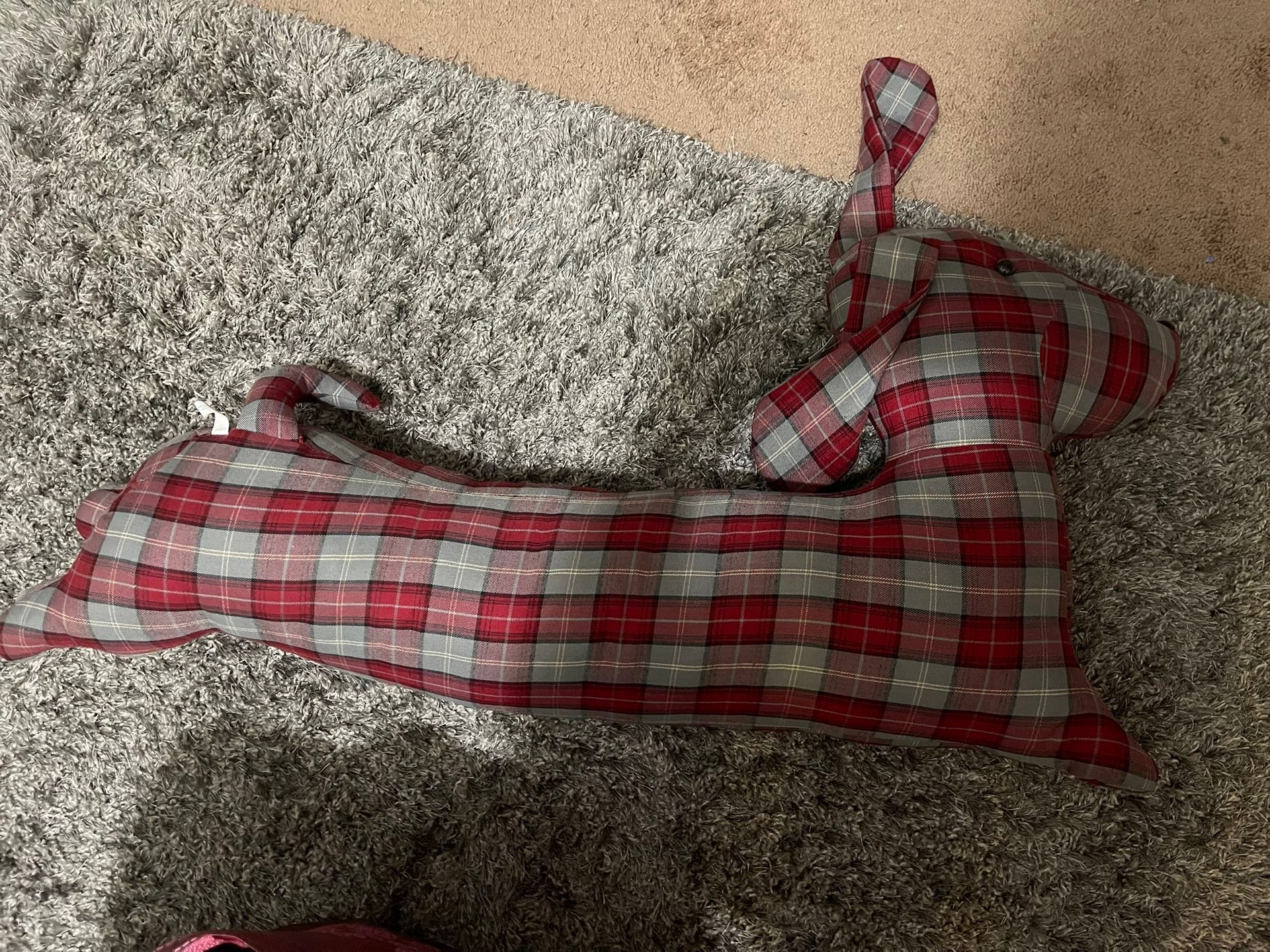 3 ft long plaid dog for door stopper or to keep cold air out